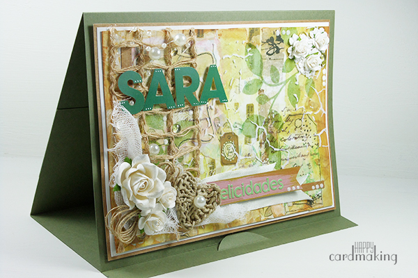 Tarteta creativa artística para Sara con adornos, tintas, papeles y embossing paste